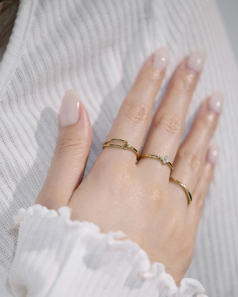 Intertwined Ring