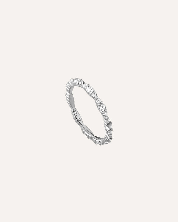 Mae Ring