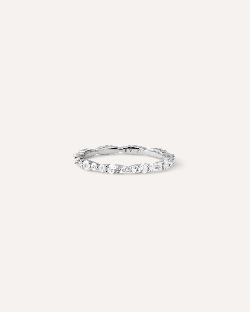 Mae Ring