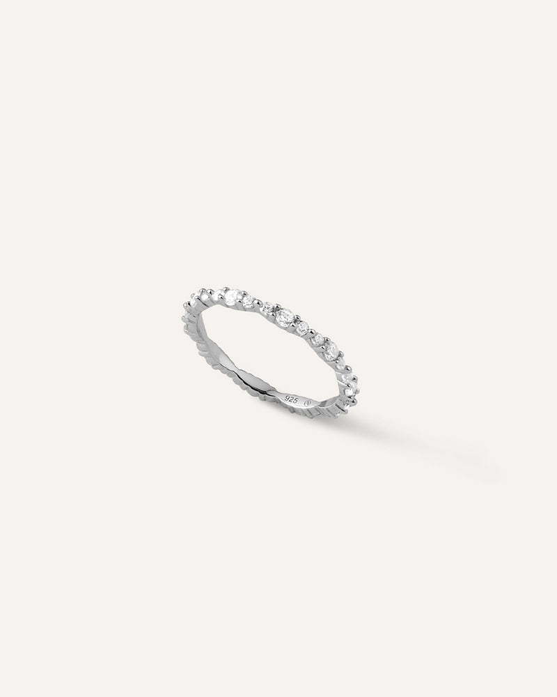 Mae Ring