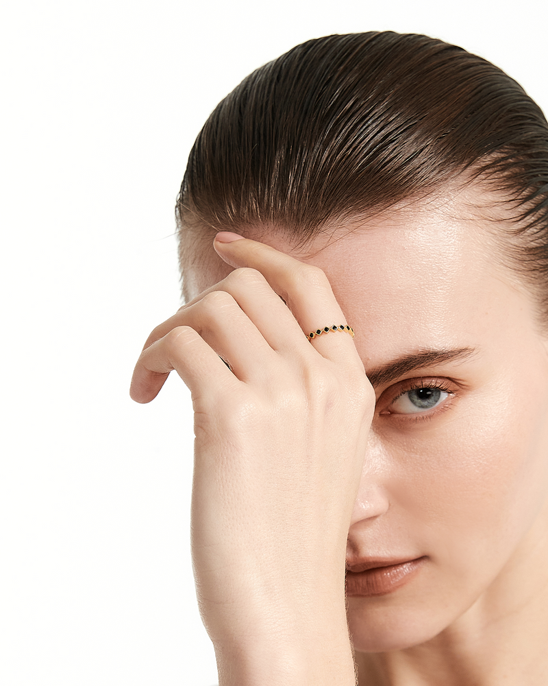 Black Chroma Ring