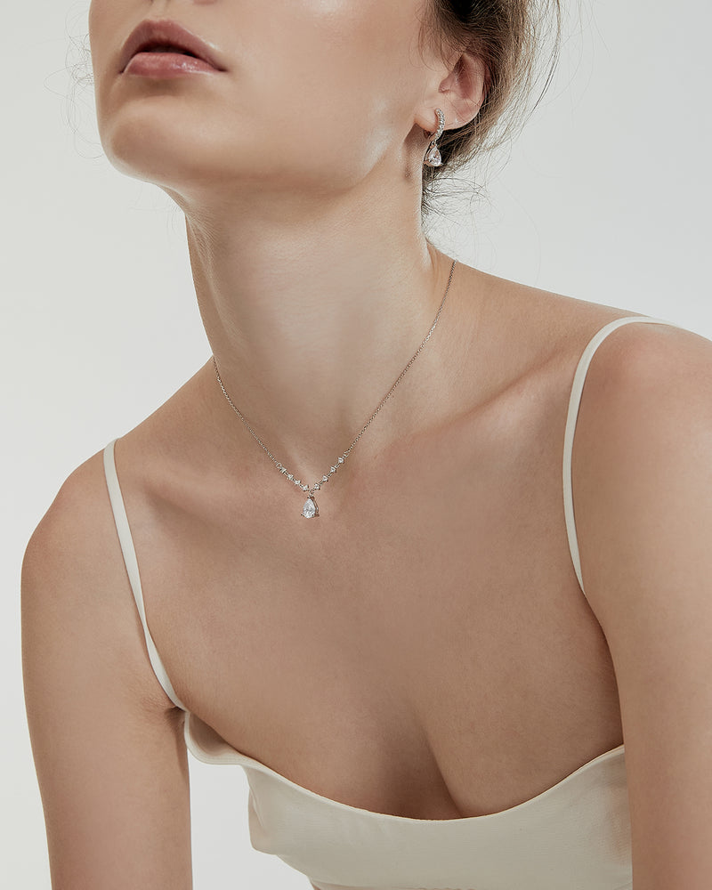 Sheen Drop Necklace
