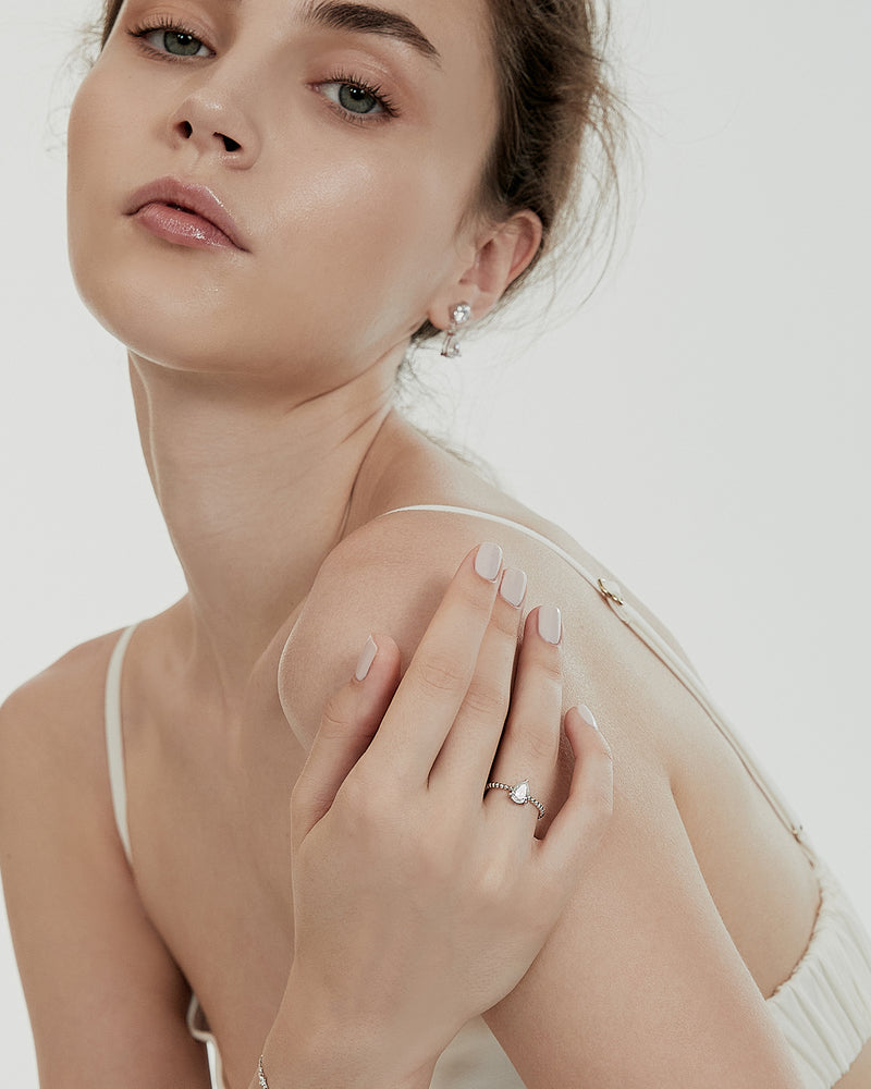 Sheen Solitaire Ring